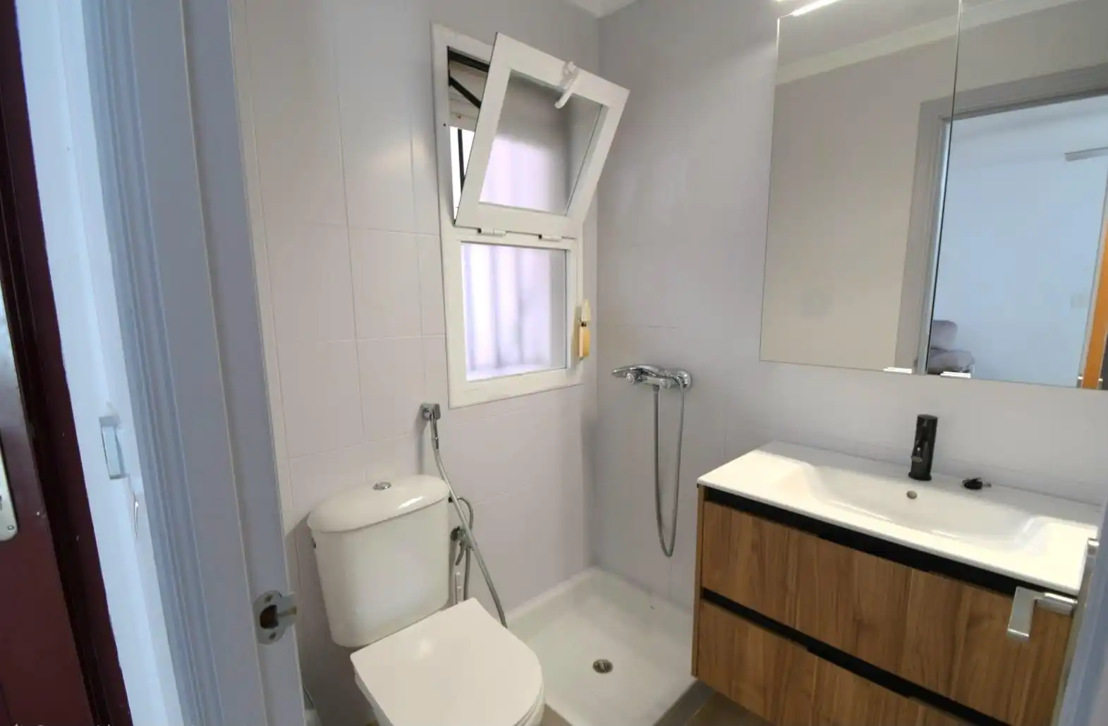 Baño de Casa adosada en venta en Jerez de la Frontera con Aire acondicionado, Terraza y Amueblado