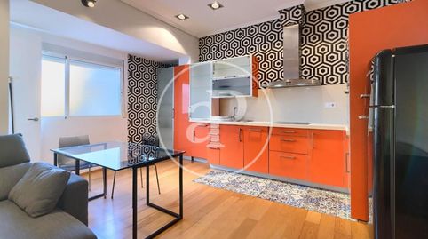 Foto 3 de Piso de alquiler en Pl. del Baró de Cortés, Russafa, Valencia Capital