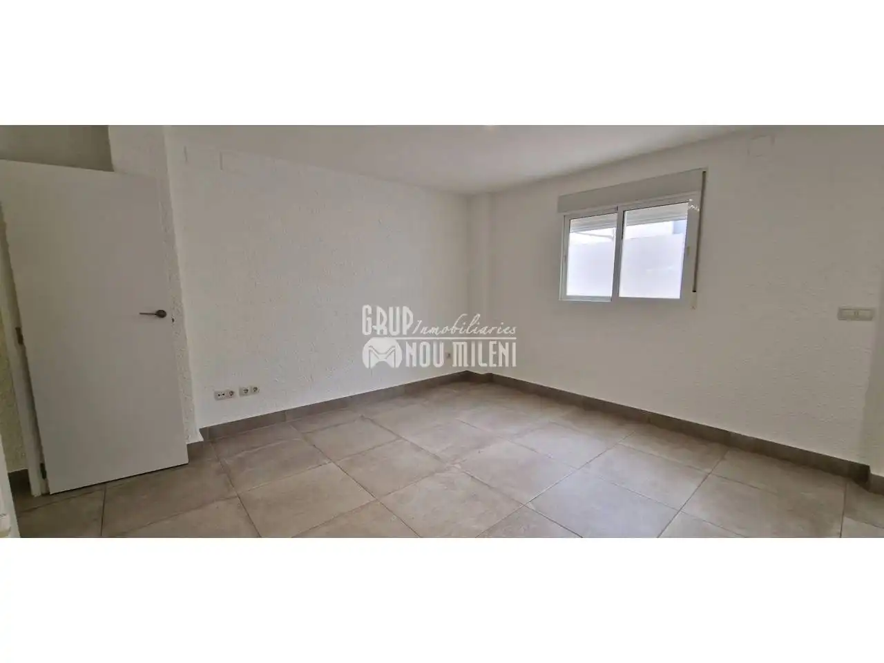 Habitación de Piso de alquiler en Catarroja con Aire acondicionado, Calefacción y Balcón