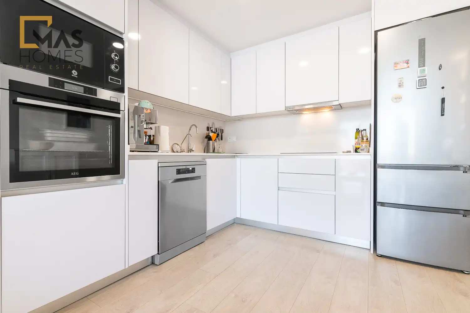 Cocina de Ático en venta en Salou con Aire acondicionado, Calefacción y Jardín privado