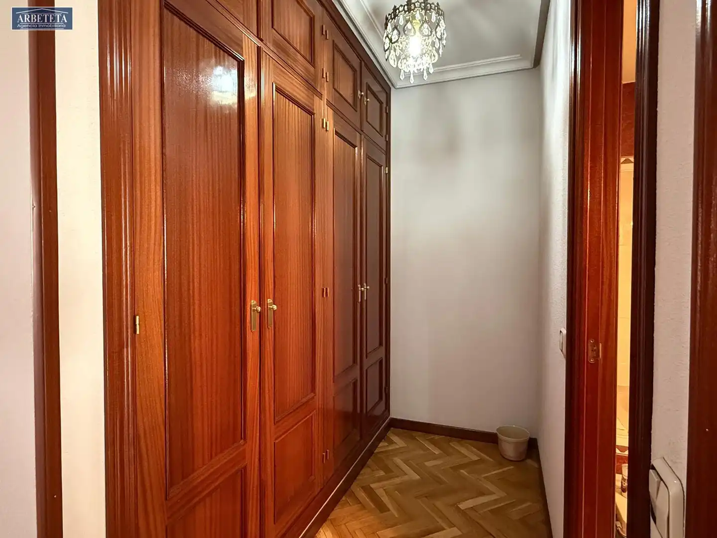 Einfamilien-Reihenhaus zum Verkauf in Guadalajara mit Heizung, Parkett und Terrasse