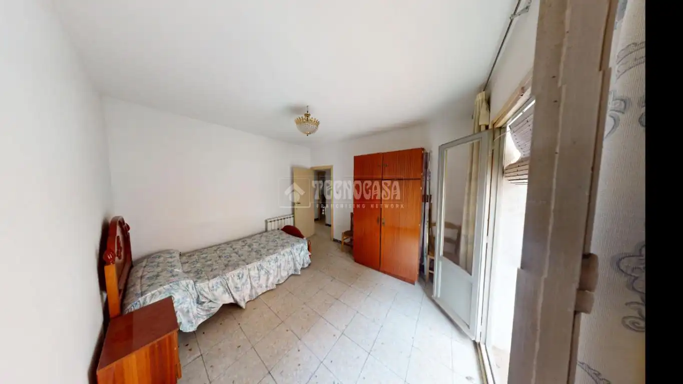 Habitación de Piso en venta en Leganés con Calefacción