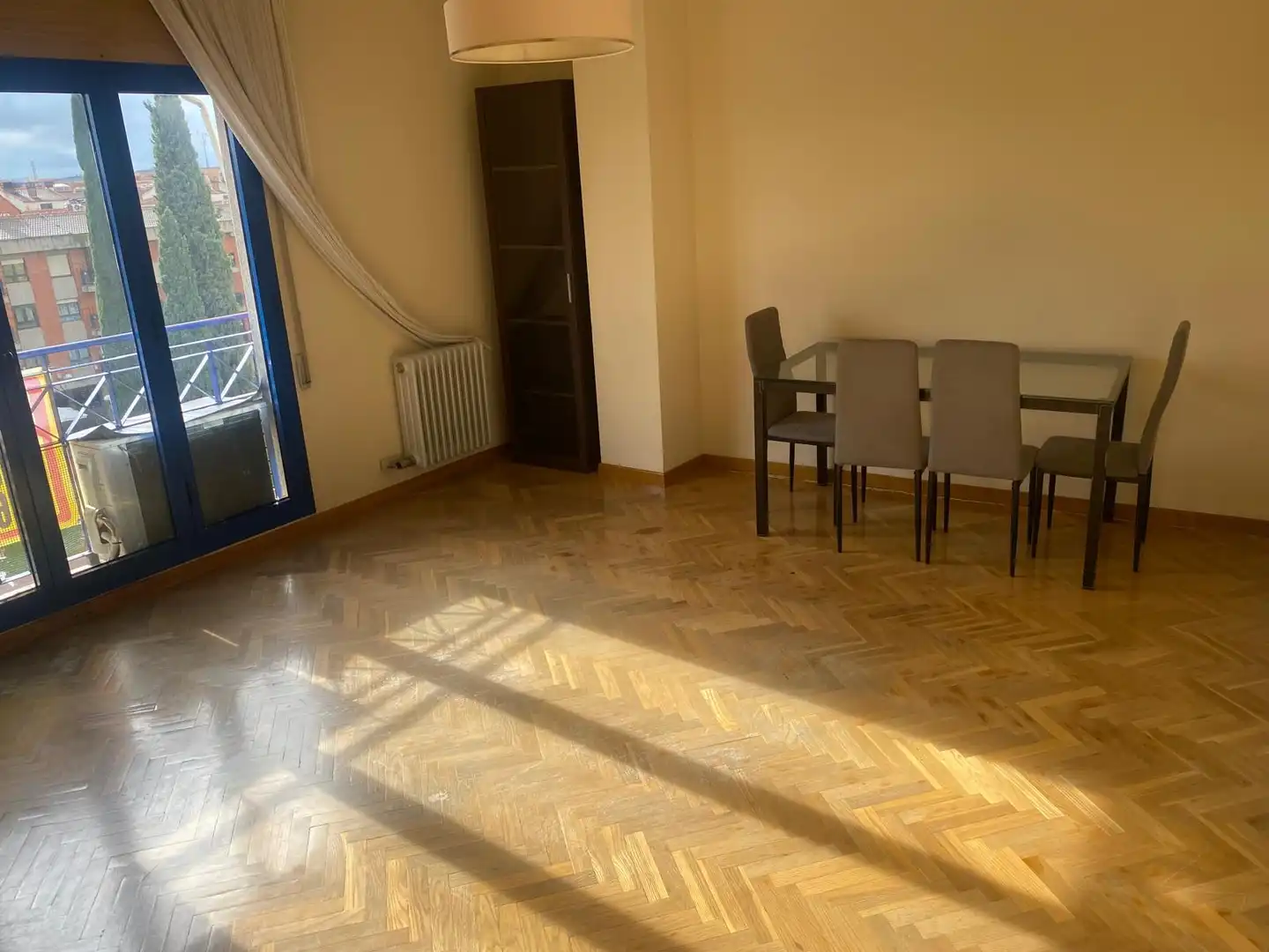 Menjador de Pis en venda en Ciudad Real amb Aire condicionat, Calefacció i Parquet