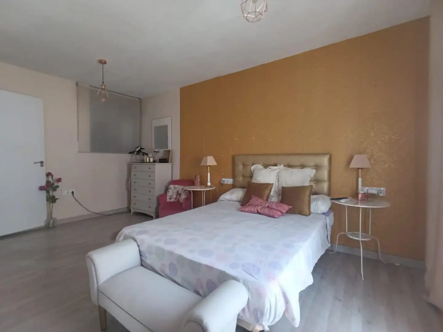 Dormitori de Casa adosada en venda en Alcalá de Guadaira amb Aire condicionat i Calefacció