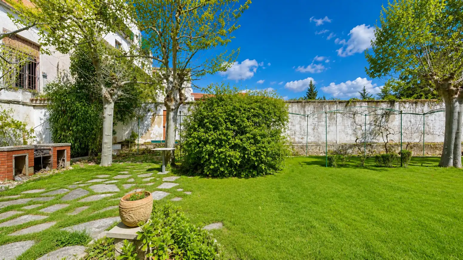 Jardí de Casa o xalet en venda en Tafalla amb Calefacció, Jardí privat i Parquet
