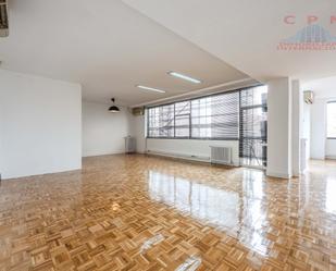 Living room of Office to rent in  Madrid Capital  with Air Conditioner and Heating