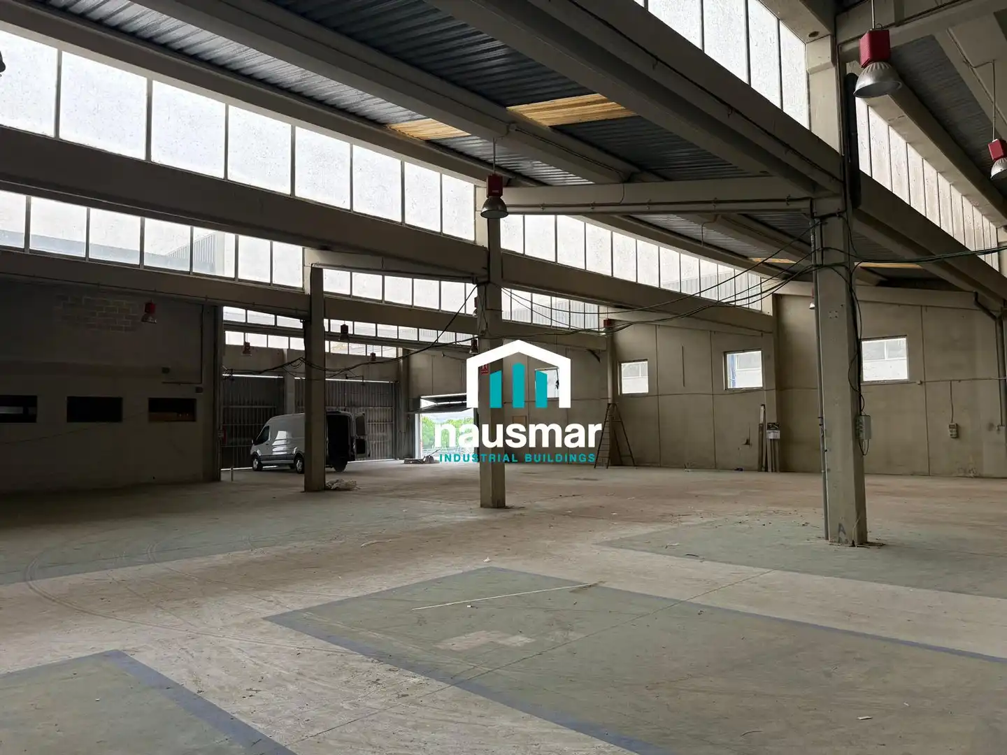 Nave industrial de alquiler en Palafolls