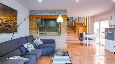 Foto 4 von Einfamilien-Reihenhaus zum Verkauf in Carrer Carrer Pamplona, Canyelles, Barcelona