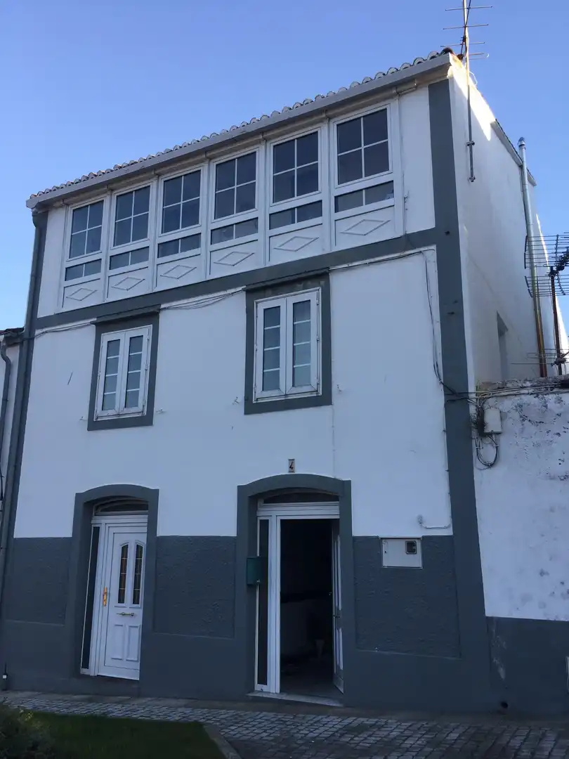 Vista exterior de Finca rústica en venda en Corcubión amb Calefacció, Jardí privat i Terrassa