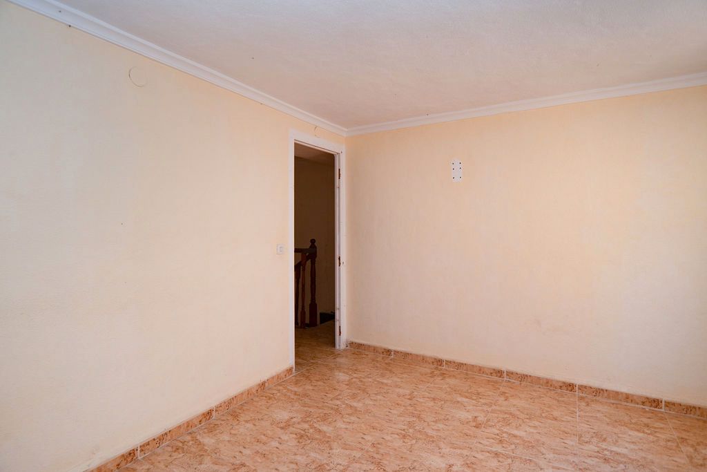 Pis en venda a Del Reloj, Pliego