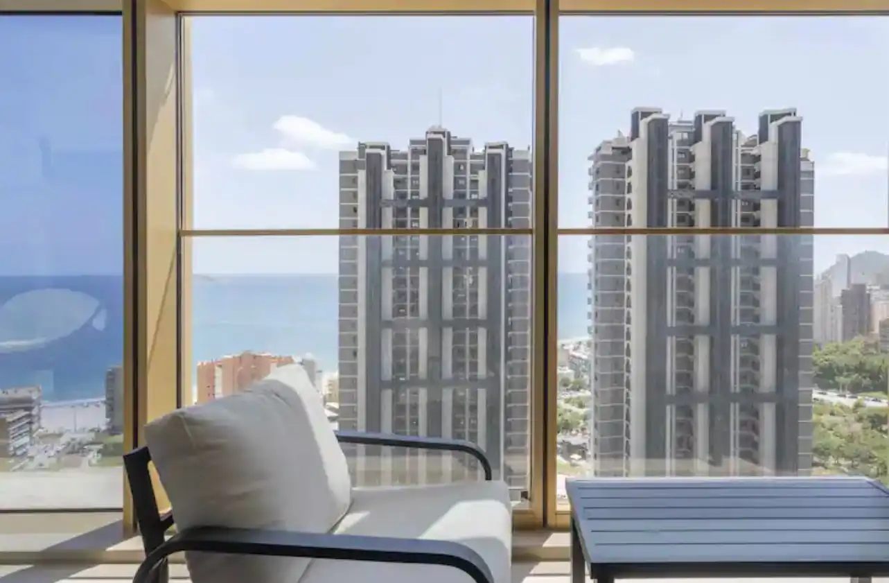 Bedroom of Flat for sale in Benidorm  with Air Conditioner, Heating and Terrace