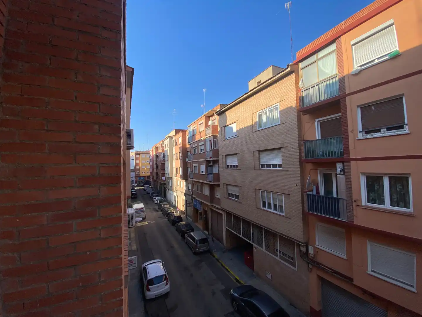 Vista exterior de Piso en venta en Delicias