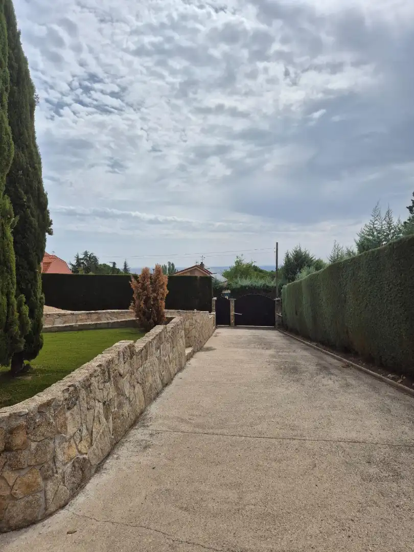 Exterior view of Houses for sale in Pino Alto - Navarredonda