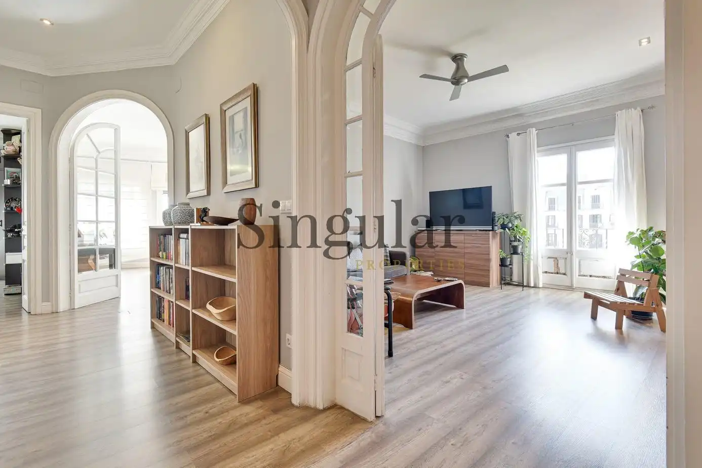 Living room of Flat for sale in  Barcelona Capital  with Air Conditioner and Balcony