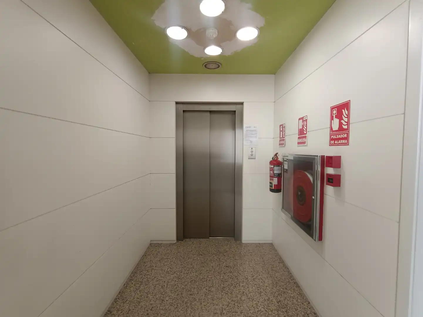 Oficina en venta en Barcelona - Calle La Rambla, Barri Gòtic