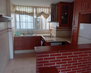 Cuina de Apartament de lloguer en Benicasim / Benicàssim amb Aire condicionat, Piscina i Balcó
