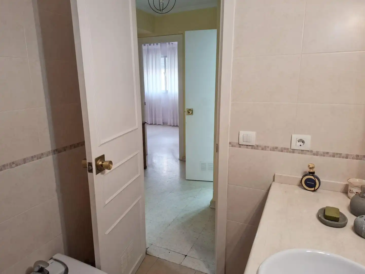 Baño de Piso en venta en Málaga con Aire acondicionado, Terraza y Trastero