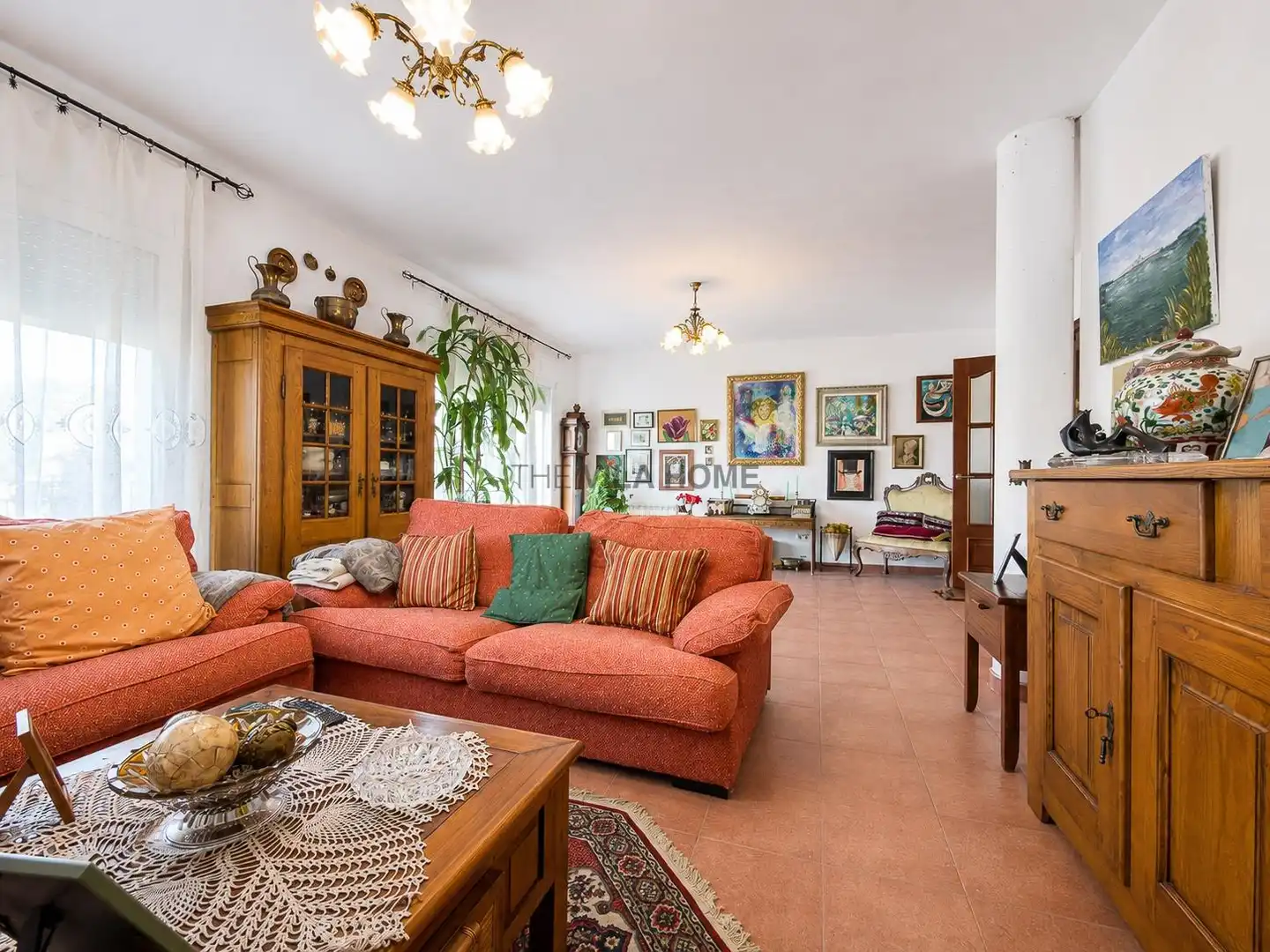 Sala d'estar de Casa o xalet en venda en Olivella amb Calefacció, Jardí privat i Terrassa