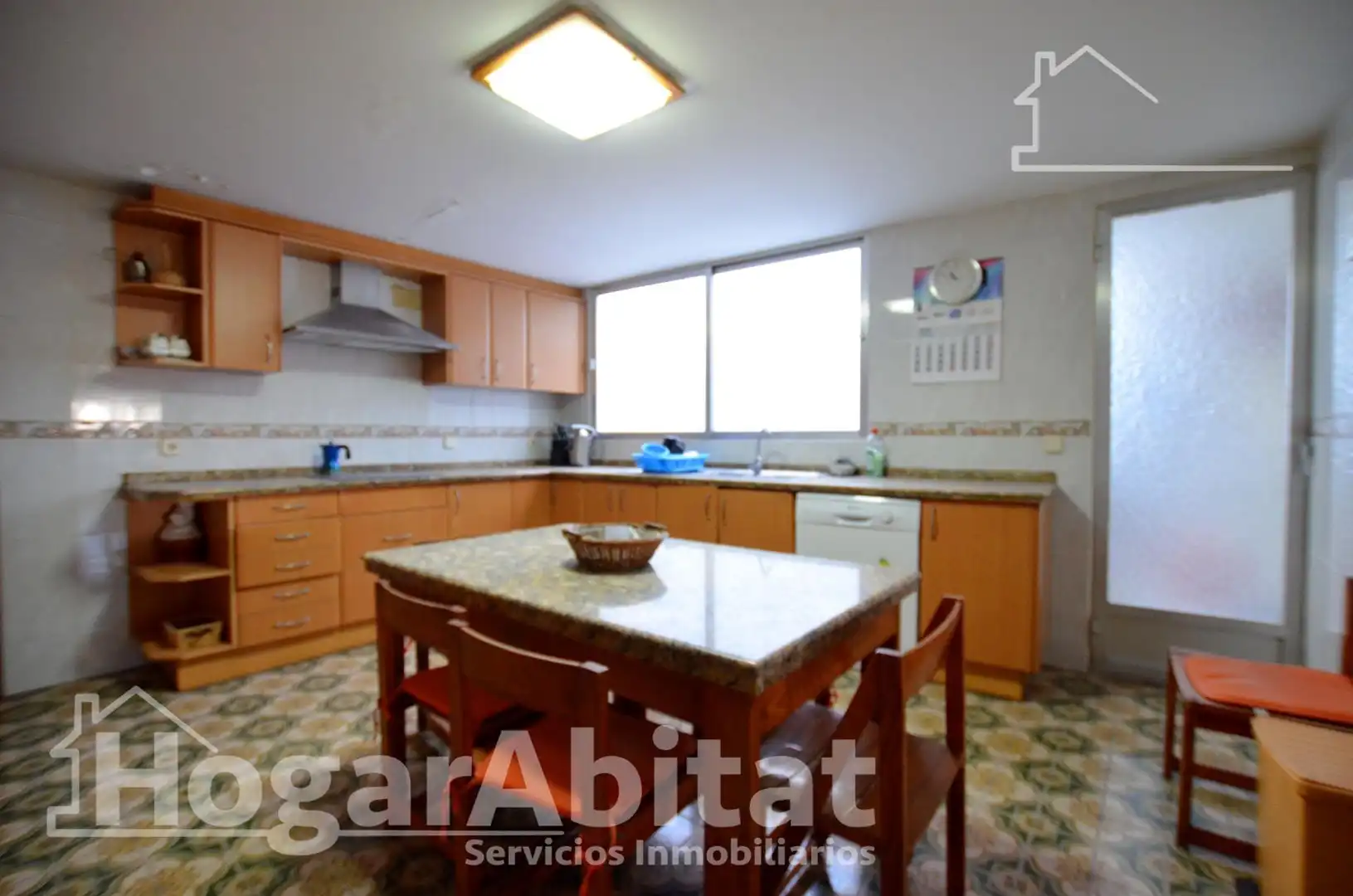 Cocina de Piso en venta en Gandia con Terraza, Trastero y Amueblado