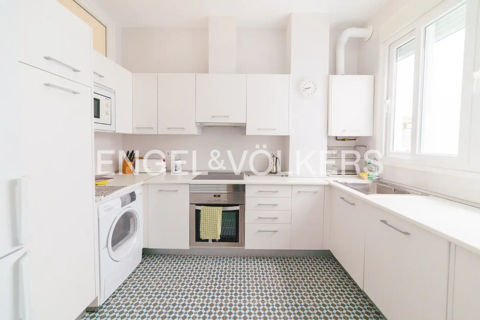 Küche von Wohnung zum Verkauf in Cádiz mit Heizung und Balkon