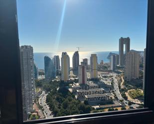 Vista exterior de Apartament de lloguer en Benidorm amb Terrassa, Traster i Moblat