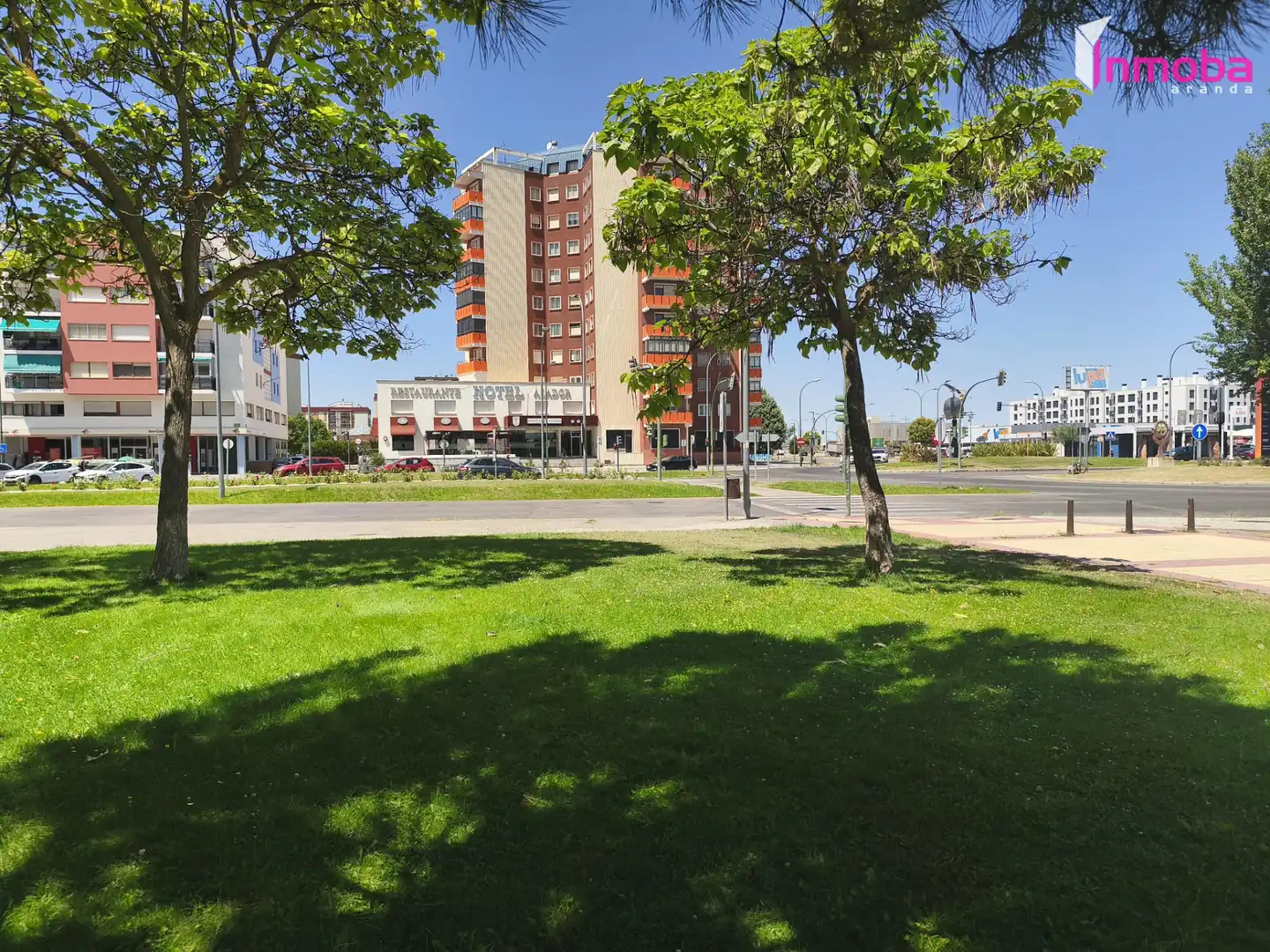 Piso con terraza en venta en Avenida Castilla, imagen 2