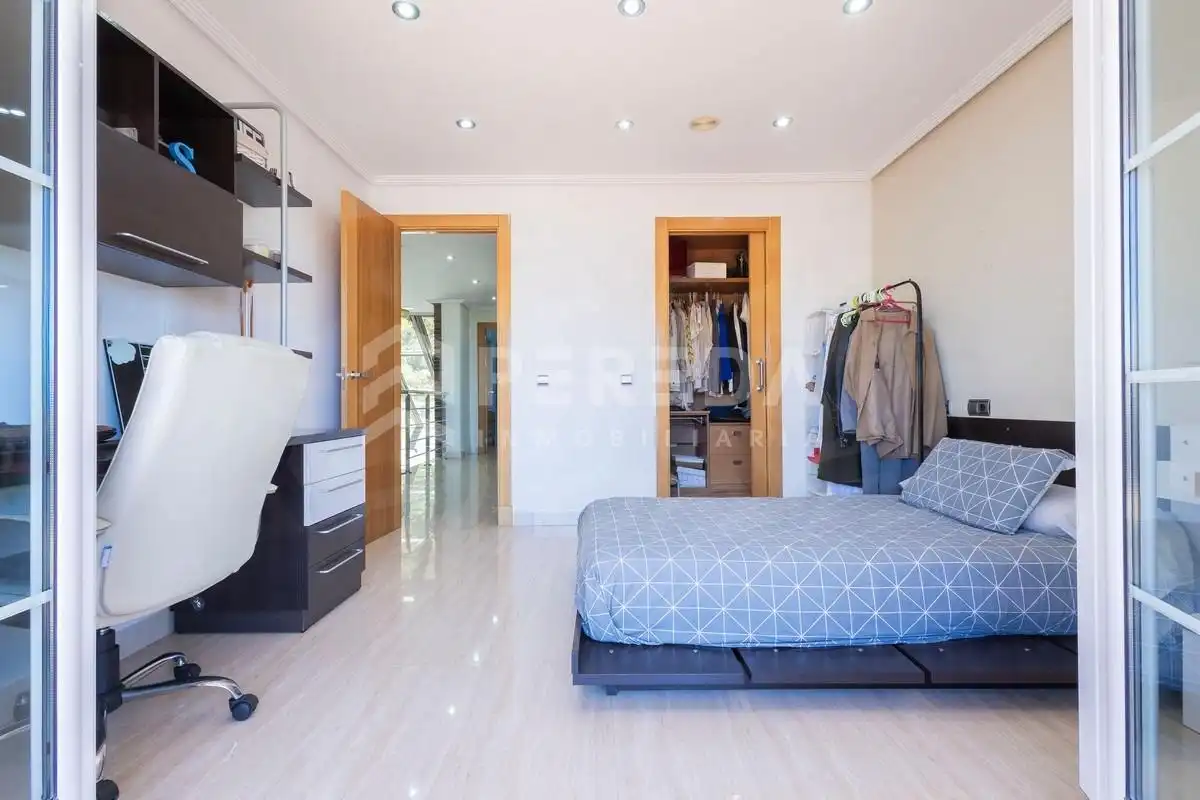 Habitación de Casa o chalet en venta en Roquetas de Mar con Aire acondicionado, Jardín privado y Piscina