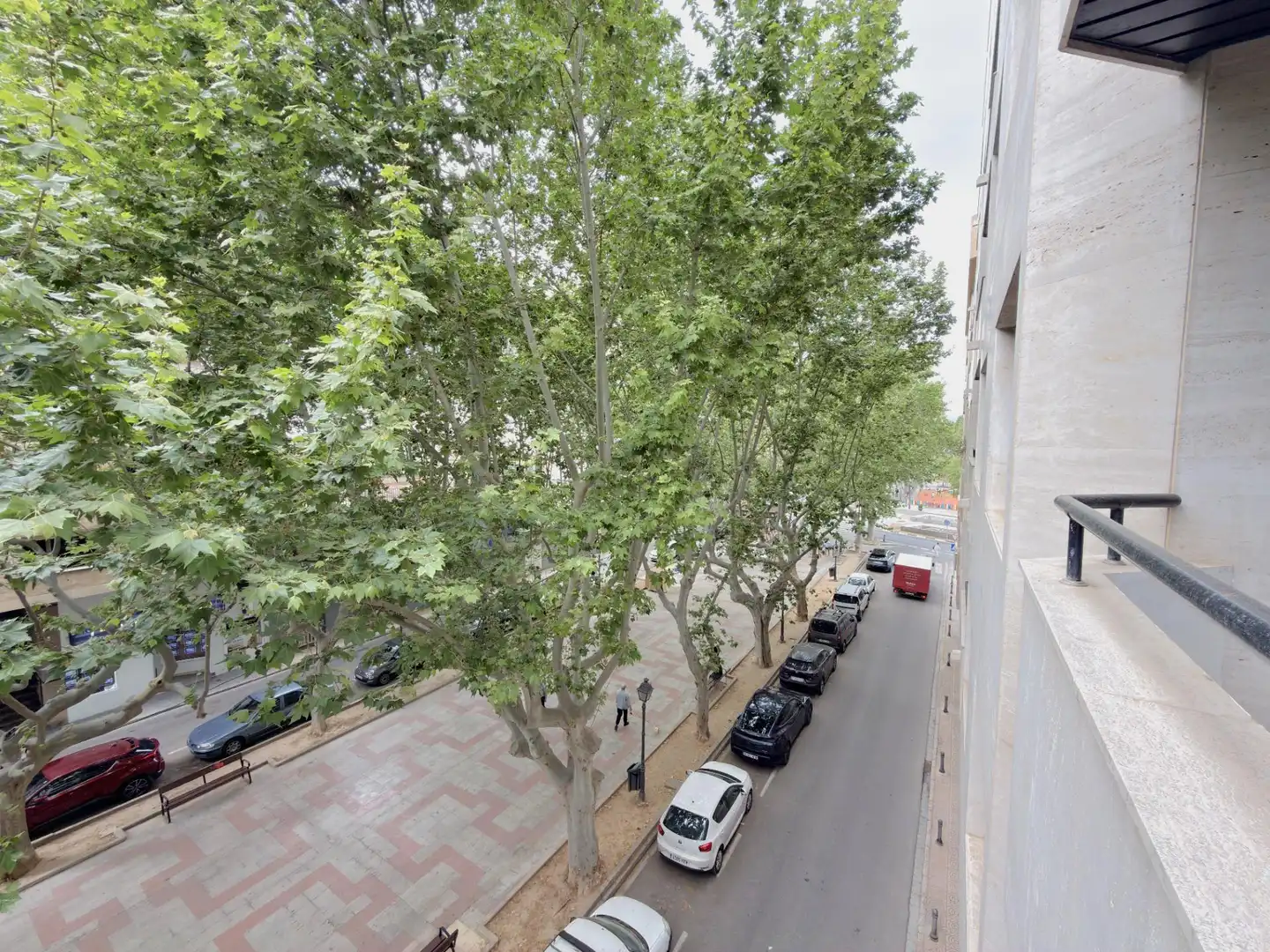 Flat with lift for sale in GREGORIO MAYANS Y CISCAR