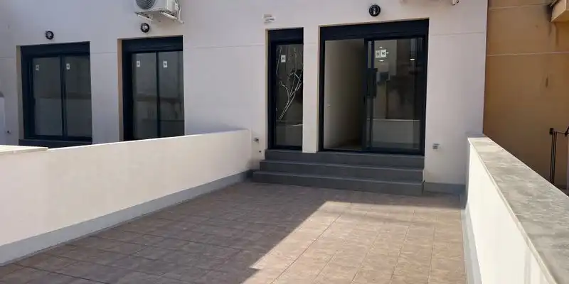 Terraza de Piso en venta en L'Hospitalet de Llobregat con Terraza