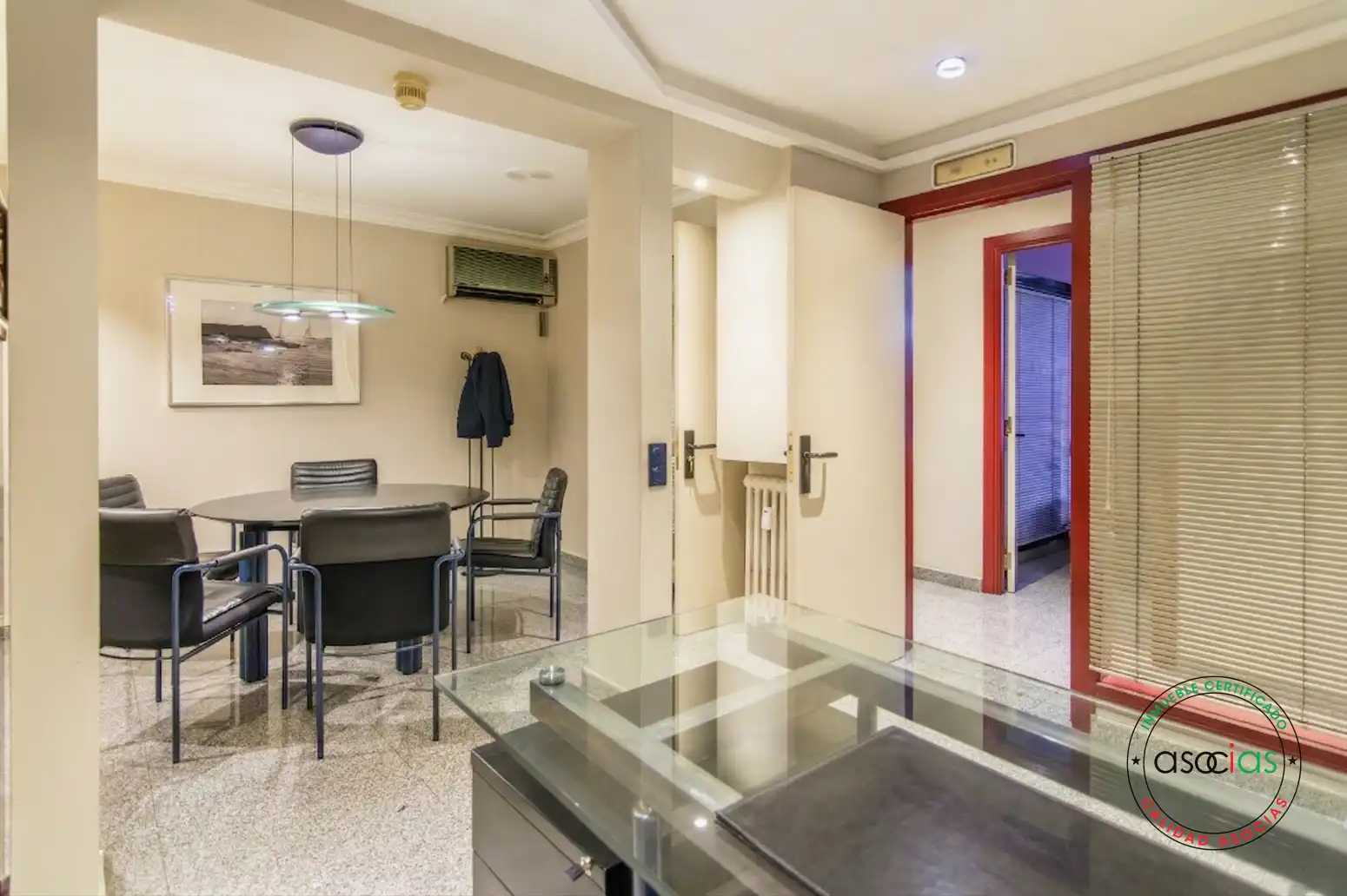 Comedor de Piso en venta en Oviedo  con Calefacción, Parquet y Trastero