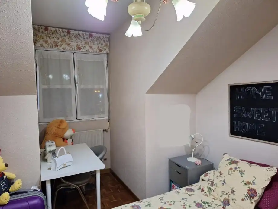 Schlafzimmer von Maisonette zum Verkauf in Oviedo  mit Heizung, Terrasse und Abstellraum