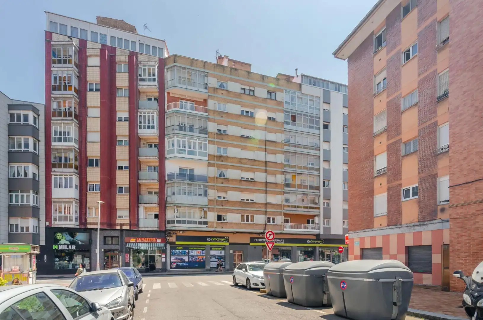 Vista exterior de Ático en venta en Gijón  con Calefacción, Terraza y Balcón
