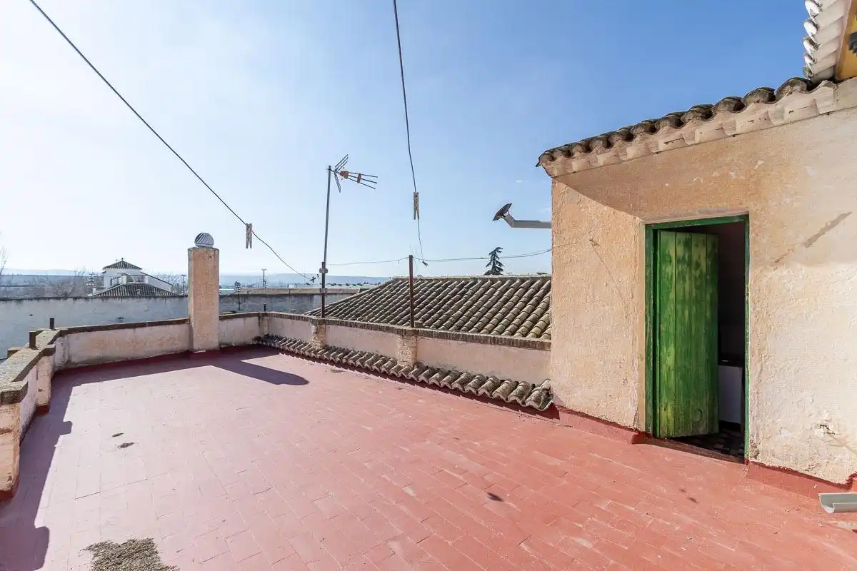 Casa rústica amb terrassa en venda a Santa Fe, imagen 26