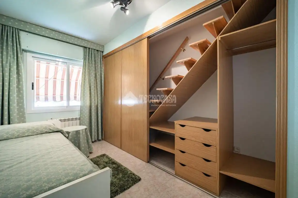 Habitación de Casa adosada en venta en Arganda del Rey con Aire acondicionado y Calefacción