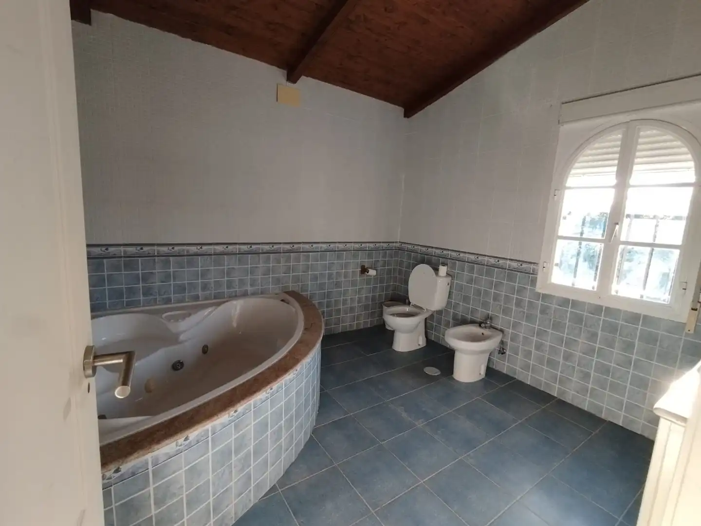 Baño de Casa o chalet en venta en Cabra con Piscina y Amueblado