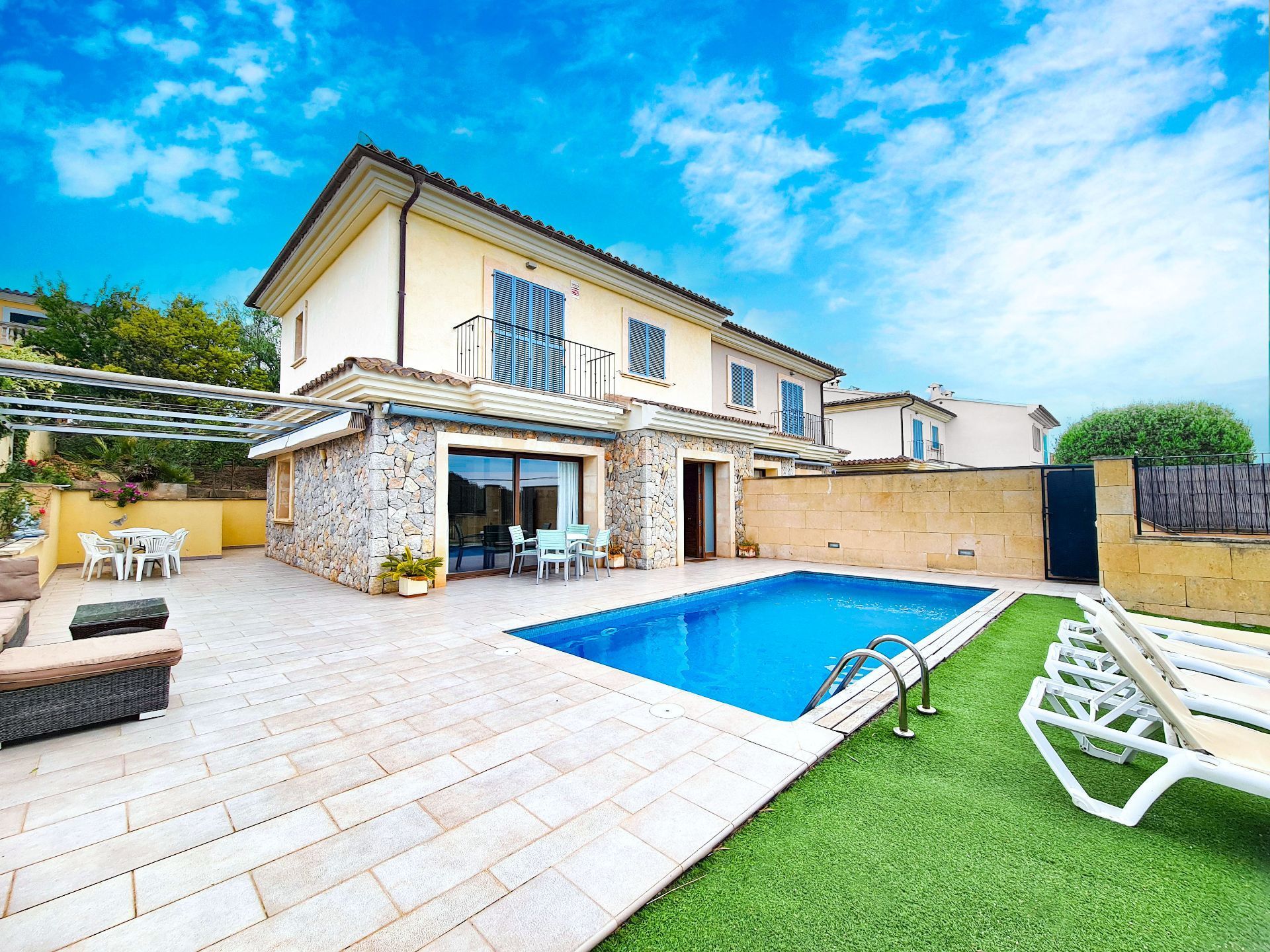 Garden of Single-family semi-detached for sale in Calvià  with Air Conditioner, Private garden and Terrace
