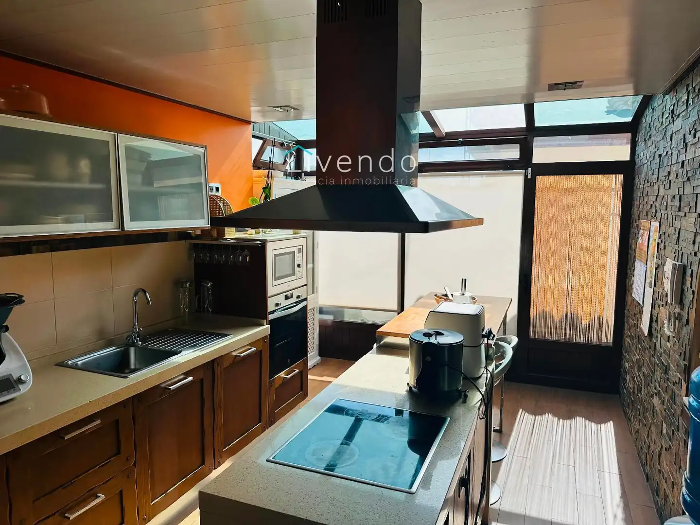 Kitchen of Houses for sale in Chiclana de la Frontera  with Air Conditioner and Swimming Pool