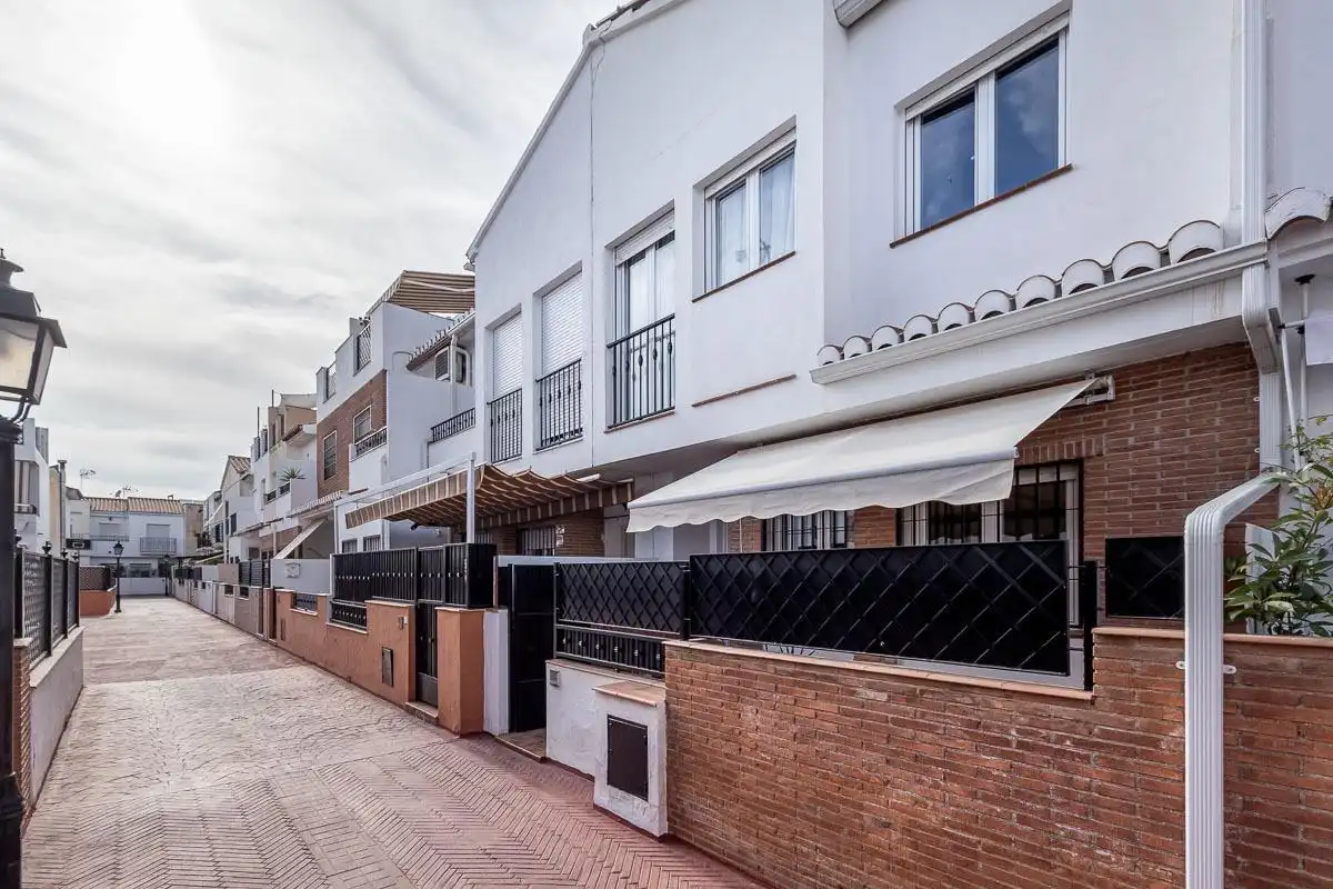 Reihenhaus zum Verkauf in Calle VILLANOVA, imagen 30