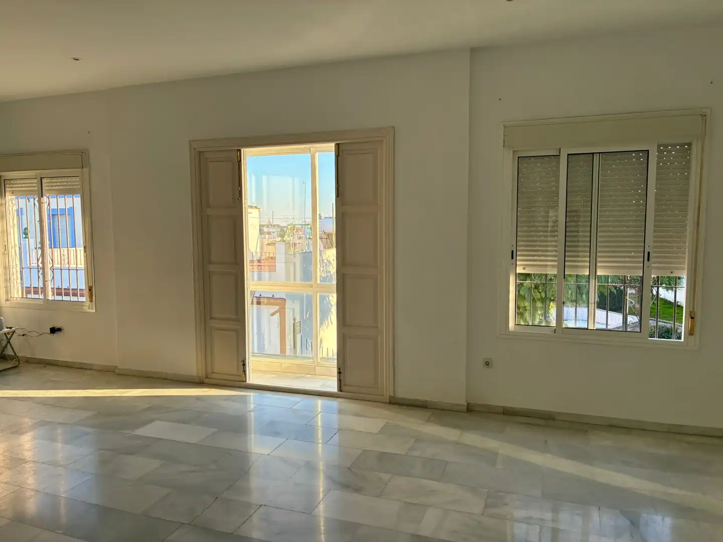 Vista exterior de Casa o chalet de alquiler en Bollullos de la Mitación con Horno, Lavadora y Balcón