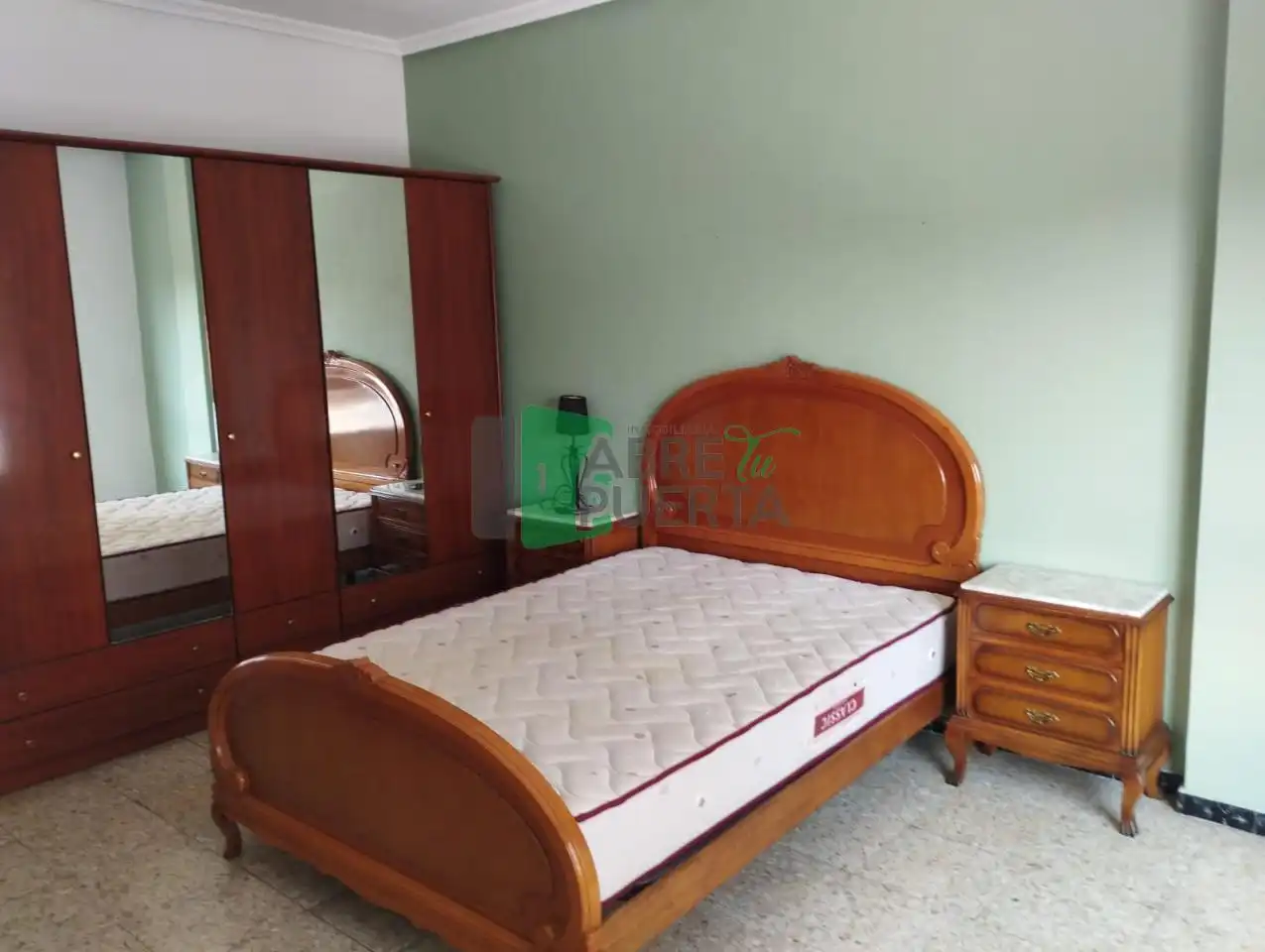 Habitación de Piso en venta en San Miguel de la Ribera con Calefacción, Trastero y Amueblado