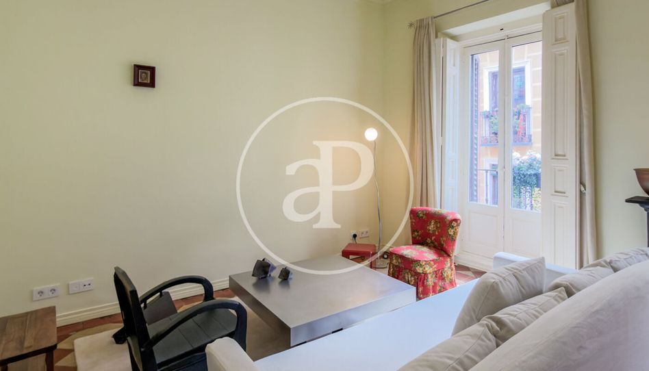 Piso de alquiler en C/ de Jesús del Valle, Universidad - Malasaña - Imagen 3