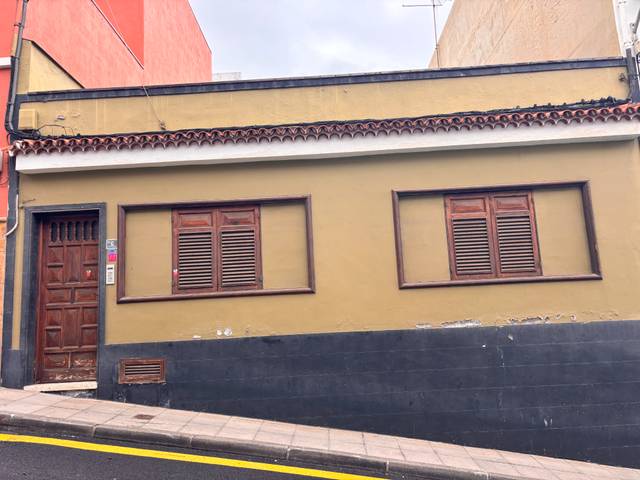 Casa adosada en Venta en Calle de José Pérez Barbuzano en El Bebedero - Pinolere - Aguamansa