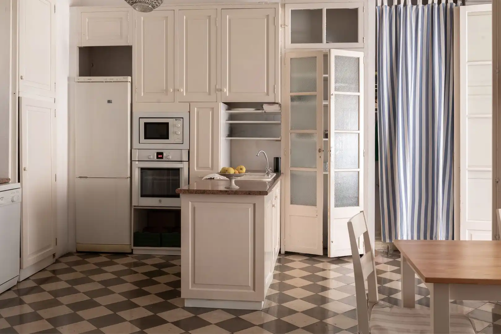 Detached homes for sale in La Missió