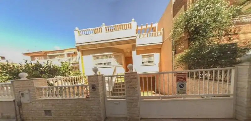 Casa bifamiliare in vendita a C/ Sagasta - Los Dolores
