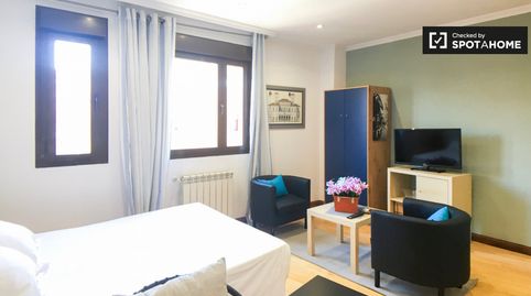 Foto 3 de Piso de alquiler en Adelfas, Madrid Capital