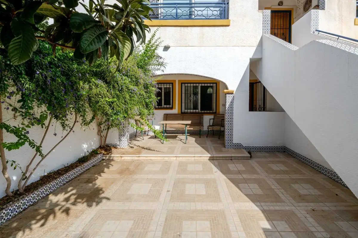 Casa bifamiliare con terrazza in vendita a Avinguda D'Escandinàvia, imagen 2