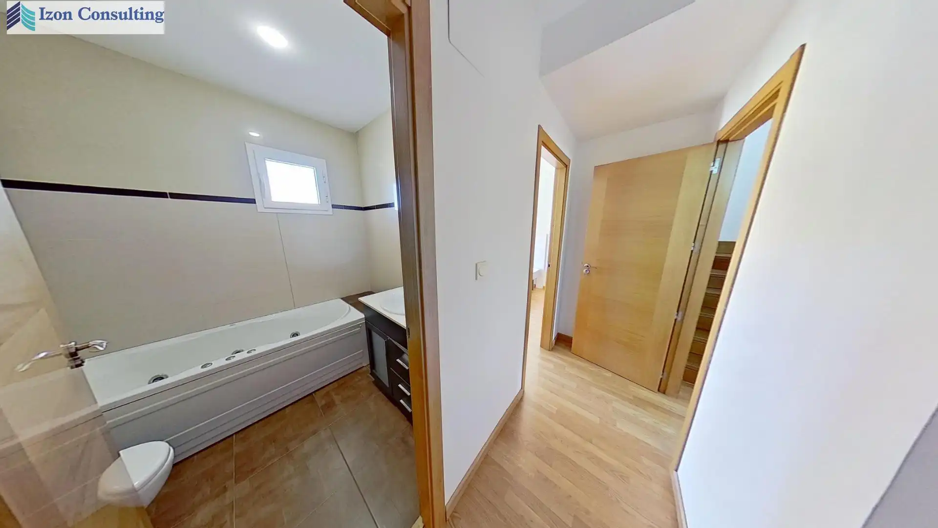 Bathroom of Detached homes for sale in La Gineta  with Air Conditioner, Heating and Parquet flooring