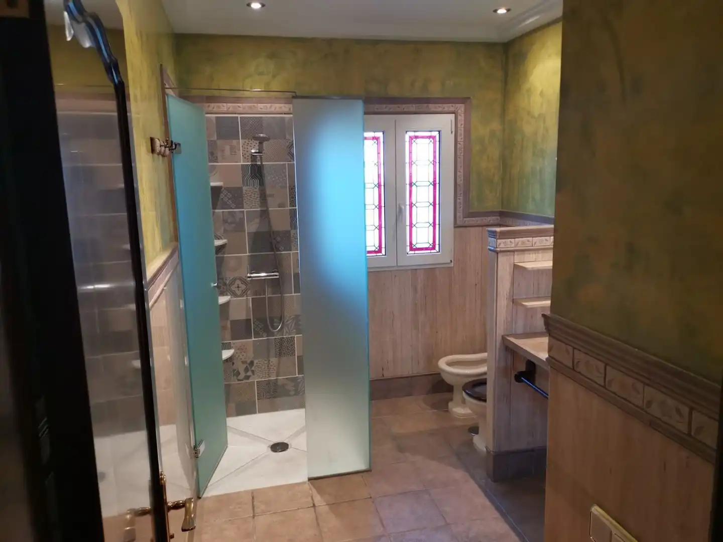Bany de Casa o xalet en venda en Chiclana de la Frontera amb Aire condicionat, Calefacció i Jardí privat