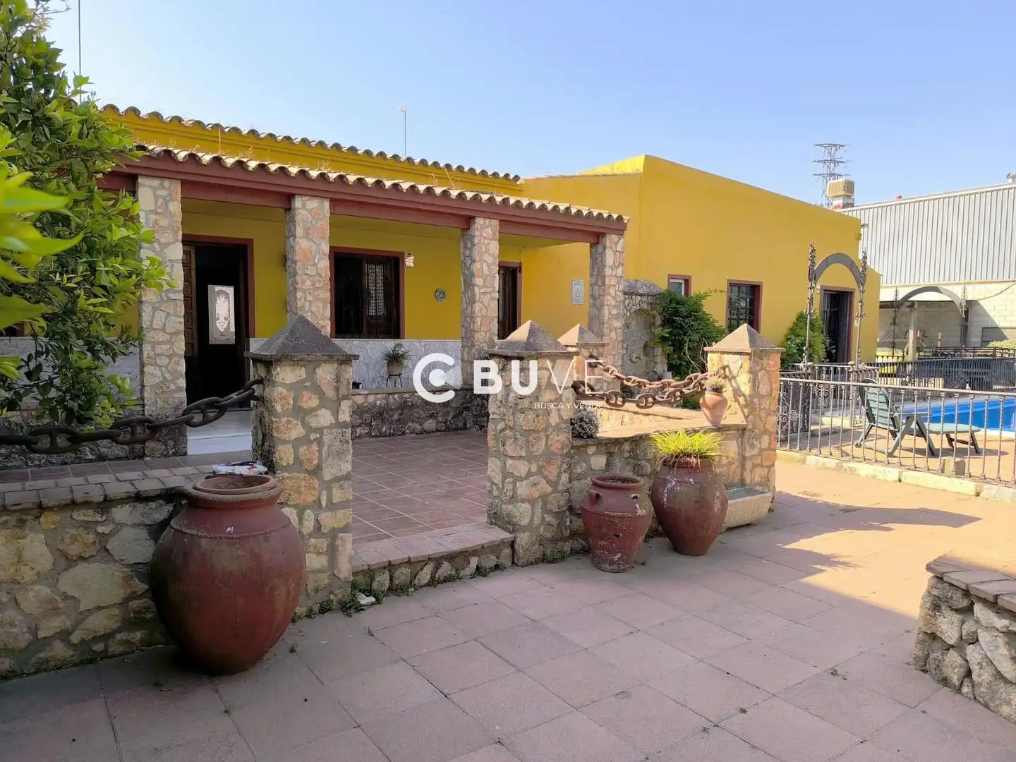 Vista exterior de Casa o xalet en venda en Palma del Río amb Aire condicionat, Calefacció i Terrassa