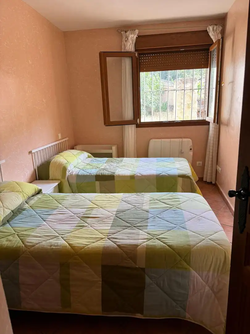 Bedroom of Detached homes for sale in Alocén  with Heating, Storage room and Balcony